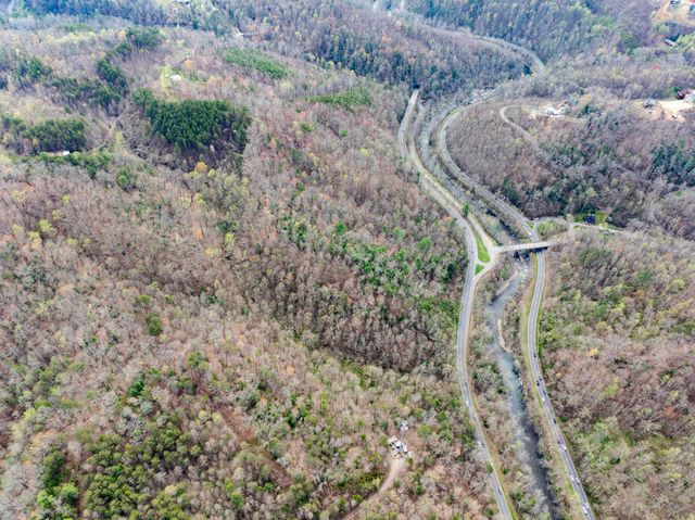 4274 S King Branch Road, Sevierville, TN 37876