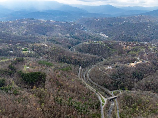 4274 S King Branch Road, Sevierville, TN 37876