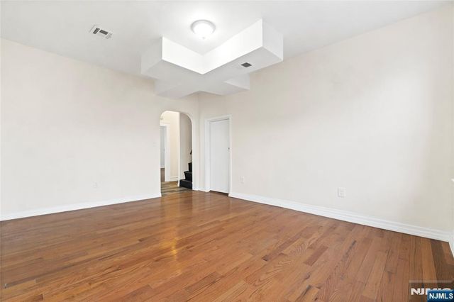 366 Badger Avenue, Newark, NJ 07112