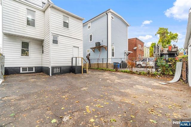 366 Badger Avenue, Newark, NJ 07112