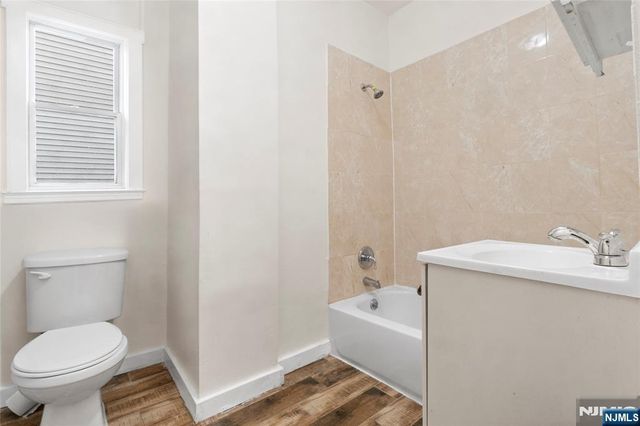 366 Badger Avenue, Newark, NJ 07112