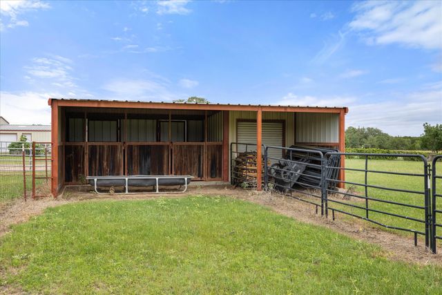 2560 Shady Oaks Circle, Glen Rose, TX 76043