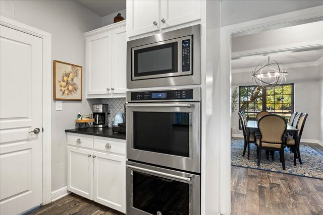 2560 Shady Oaks Circle, Glen Rose, TX 76043