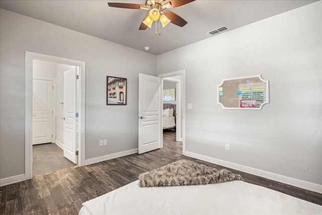 2560 Shady Oaks Circle, Glen Rose, TX 76043