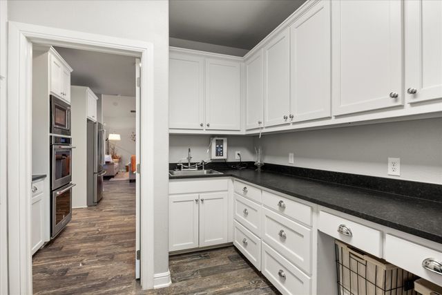 2560 Shady Oaks Circle, Glen Rose, TX 76043