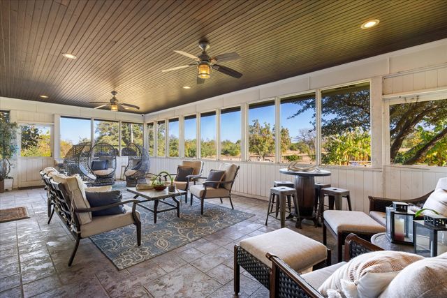 2560 Shady Oaks Circle, Glen Rose, TX 76043