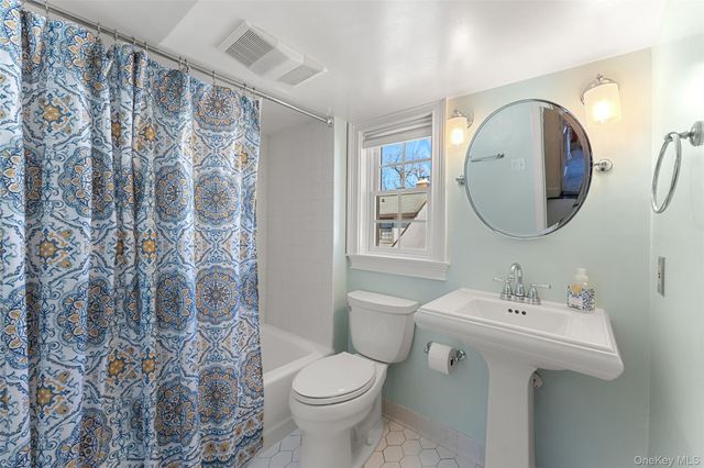 5 Merestone Terrace, Bronxville, NY 10708