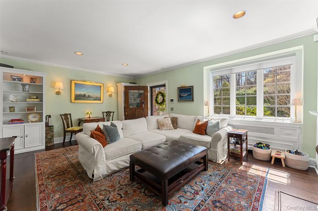5 Merestone Terrace, Bronxville, NY 10708