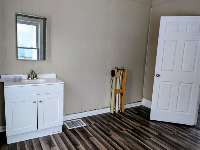 950 North Main Street, Elmira City, NY 14901