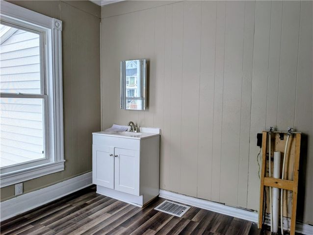 950 North Main Street, Elmira City, NY 14901