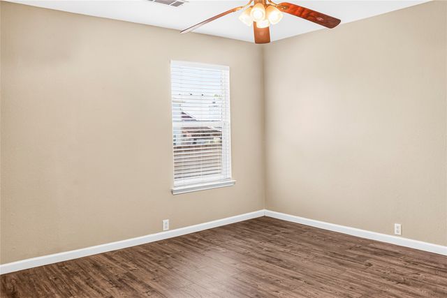 8620 Chisholm Trail, Cross Roads, TX 76227