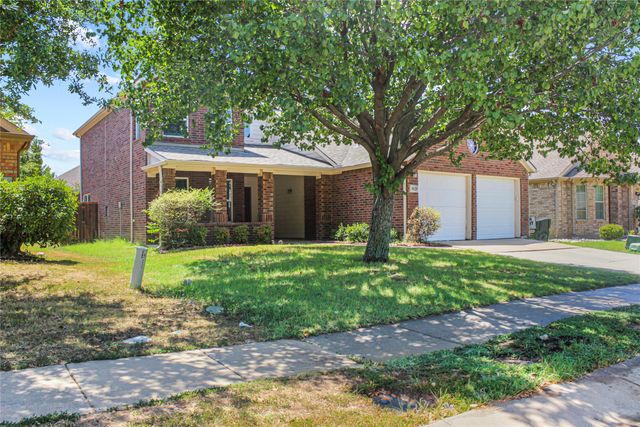 8620 Chisholm Trail, Cross Roads, TX 76227