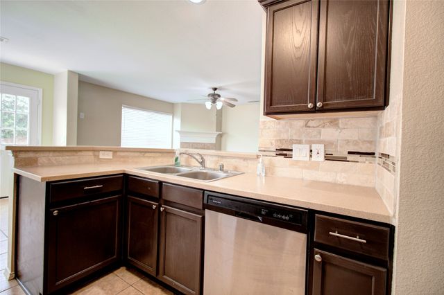 8620 Chisholm Trail, Cross Roads, TX 76227