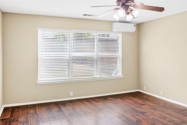 8620 Chisholm Trail, Cross Roads, TX 76227