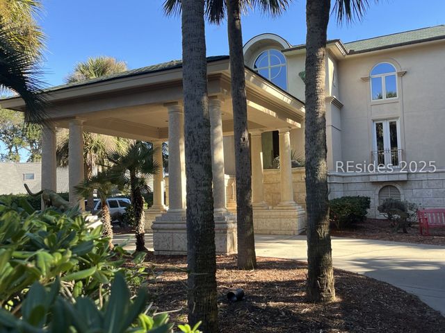 20 N Port Royal Dr, Hilton Head Island, SC 29928