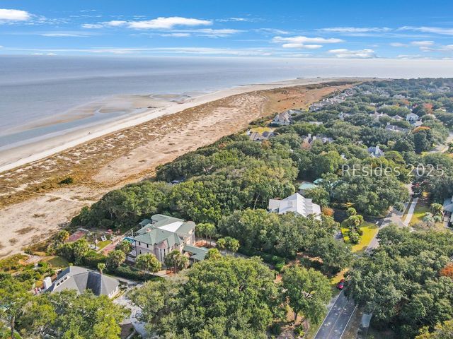 20 N Port Royal Dr, Hilton Head Island, SC 29928