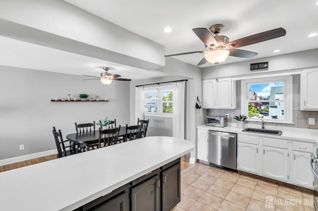 18 Cathrine Street, Sewaren, NJ 07077