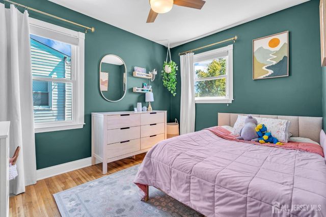 18 Cathrine Street, Sewaren, NJ 07077