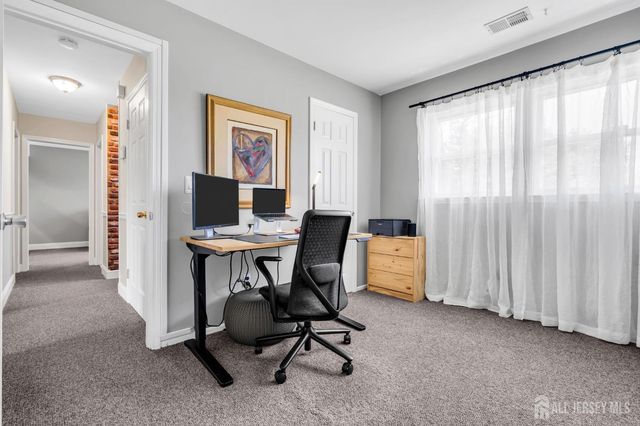 18 Cathrine Street, Sewaren, NJ 07077