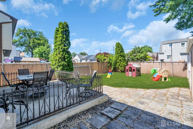 18 Cathrine Street, Sewaren, NJ 07077