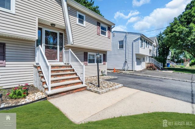 18 Cathrine Street, Sewaren, NJ 07077