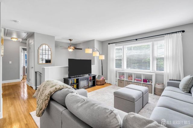 18 Cathrine Street, Sewaren, NJ 07077