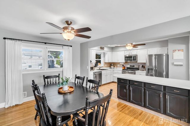 18 Cathrine Street, Sewaren, NJ 07077