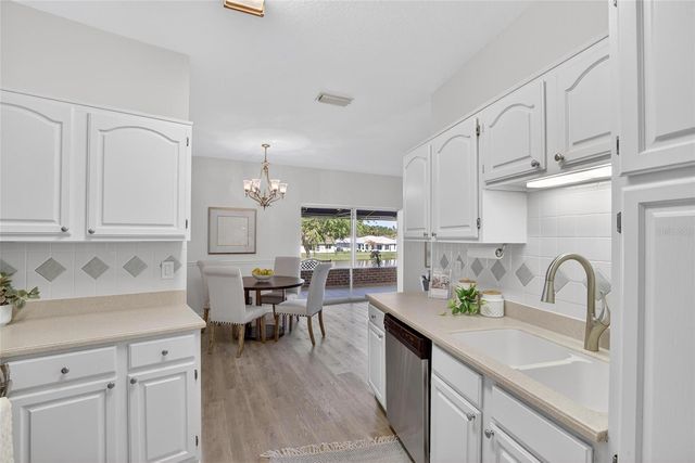 6144 SILVER LAKES DRIVE E, Lakeland, FL 33810