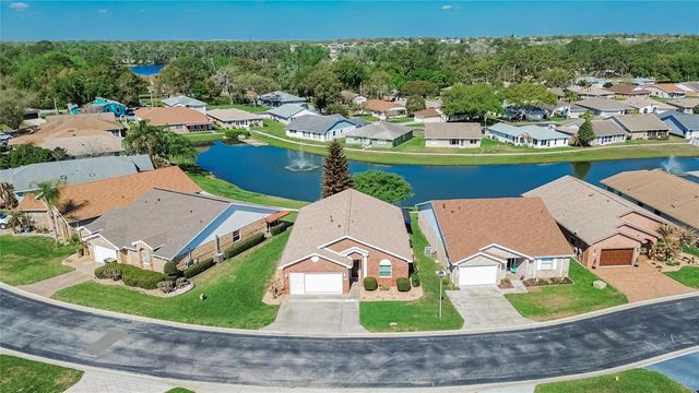 6144 SILVER LAKES DRIVE E, Lakeland, FL 33810