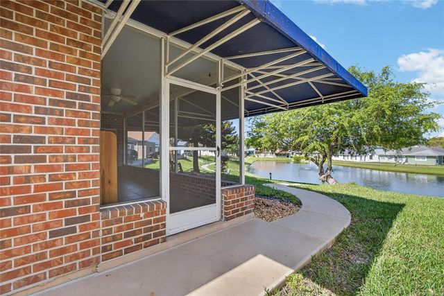 6144 SILVER LAKES DRIVE E, Lakeland, FL 33810