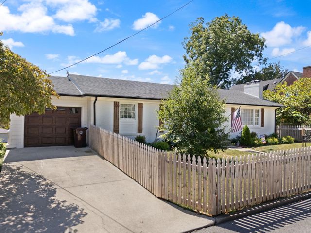 402 Clements Avenue, Somerset, KY 42501