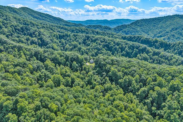 777 Hicks Hollow RD, Boones Mill, VA 24065
