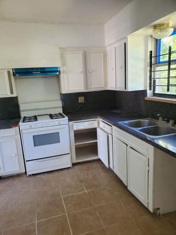 4418 Gallagher Drive, Houston, TX 77045