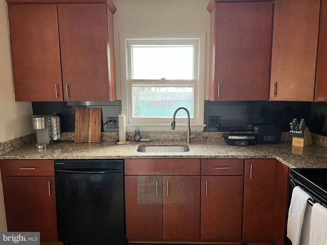 6711 BEDDOO ST, Alexandria, VA 22306