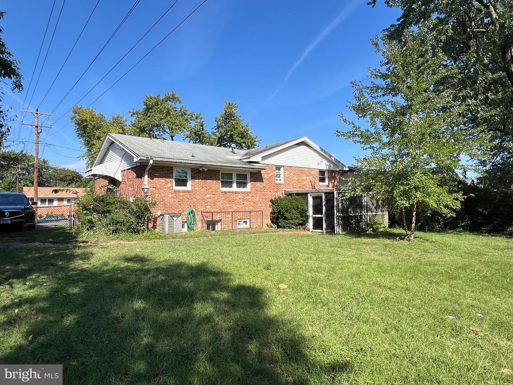 6711 BEDDOO ST, Alexandria, VA 22306