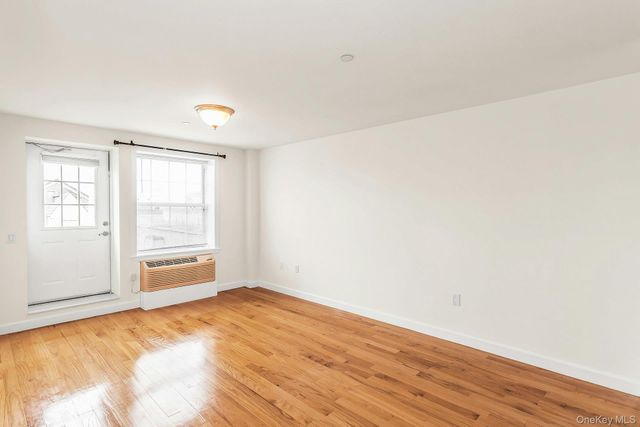150-31 12th Avenue 301, Whitestone, NY 11357