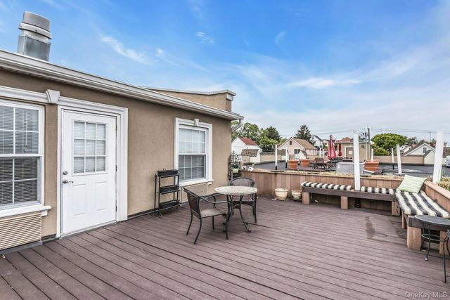 150-31 12th Avenue 301, Whitestone, NY 11357