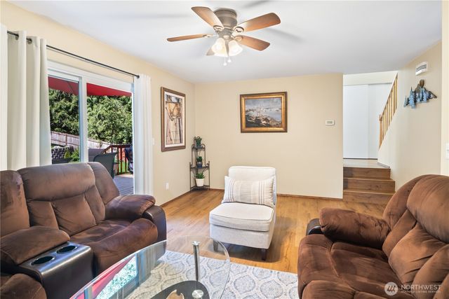 9437 St. Johns Place NE, Bremerton, WA 98311