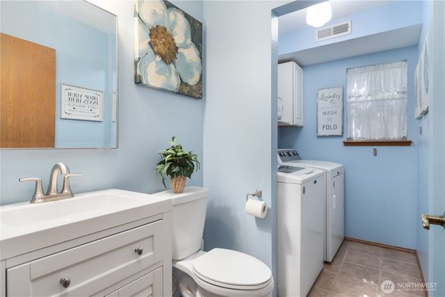 9437 St. Johns Place NE, Bremerton, WA 98311