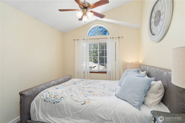 9437 St. Johns Place NE, Bremerton, WA 98311