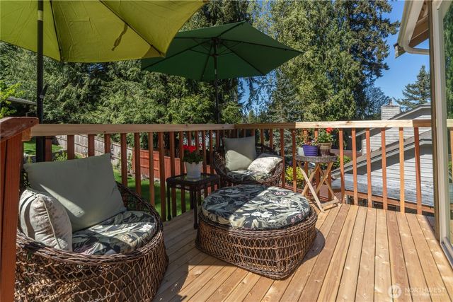 9437 St. Johns Place NE, Bremerton, WA 98311