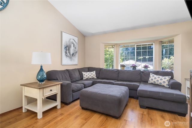 9437 St. Johns Place NE, Bremerton, WA 98311