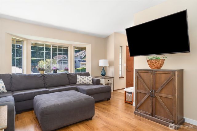 9437 St. Johns Place NE, Bremerton, WA 98311
