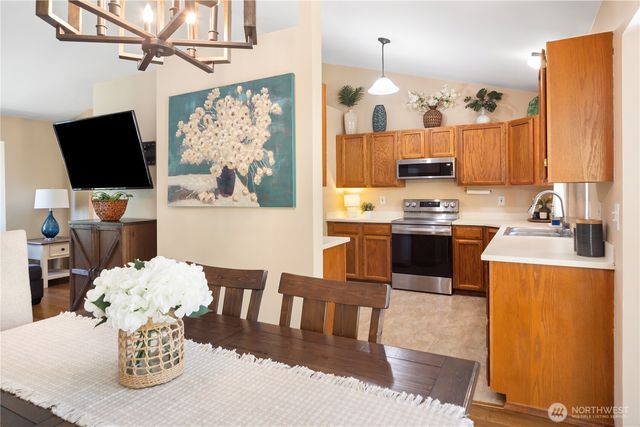 9437 St. Johns Place NE, Bremerton, WA 98311
