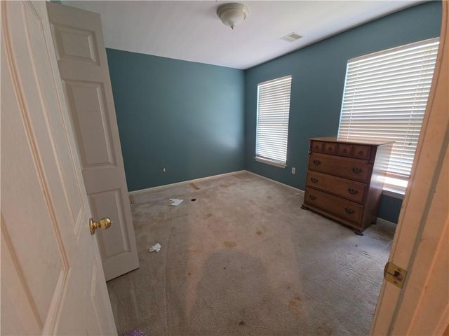 5209 S Powell Avenue, Blue Springs, MO 64015
