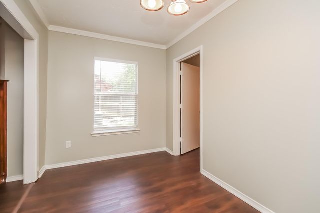 9411 Spindlewood Drive, Houston, TX 77083