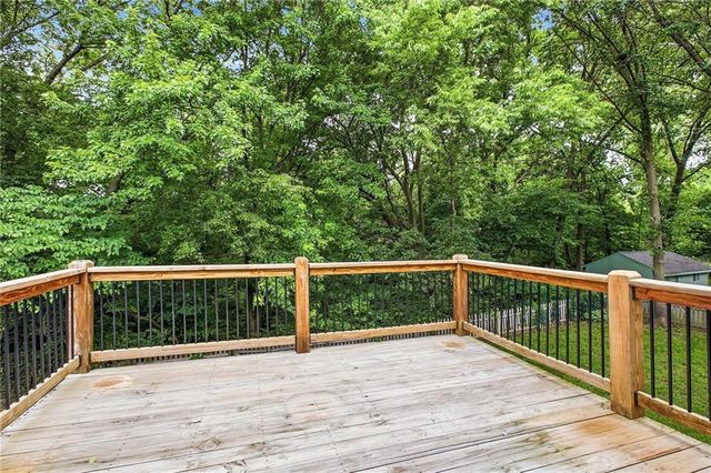1310 Amesbury Avenue, Liberty, MO 64068