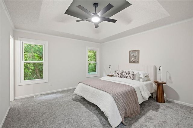 1310 Amesbury Avenue, Liberty, MO 64068