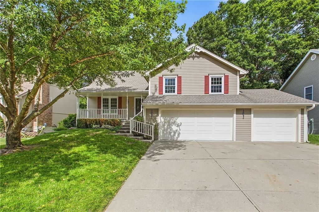 1310 Amesbury Avenue, Liberty, MO 64068