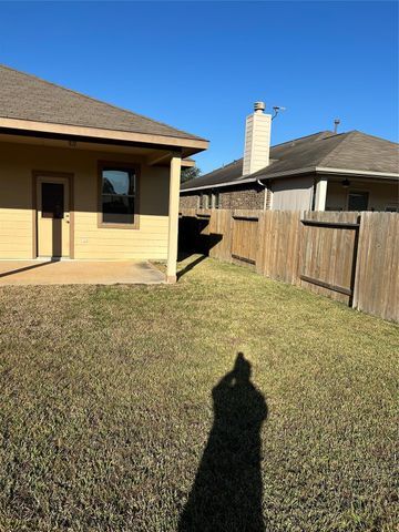 284 Country Crossing Circle, Magnolia, TX 77354